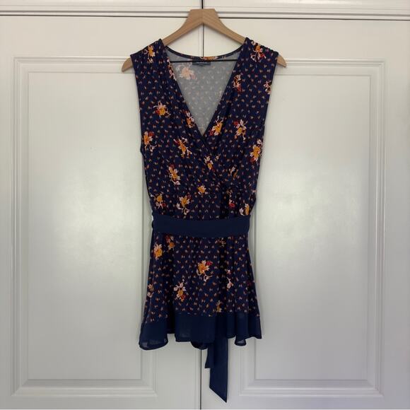 ModCloth Spring It On Me Wrap Top Cap sleeve Floral V-Neck Ruched Tie Bow Navy - Picture 11 of 11